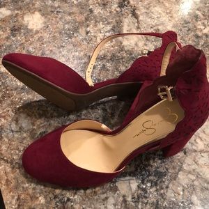 Jessica Simpson NWOT Burgundy Block Heels